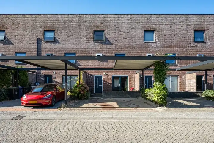 Tussenwoning te koop: Eendrachtstraat 69, Oostvaardersbuurt Oost Almere