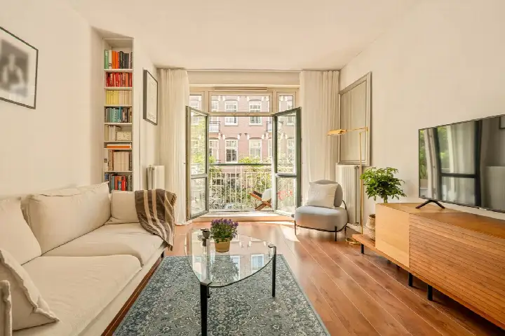 Studio te koop: Eerste Atjehstraat 101-1, Timorpleinbuurt-Zuid Amsterdam