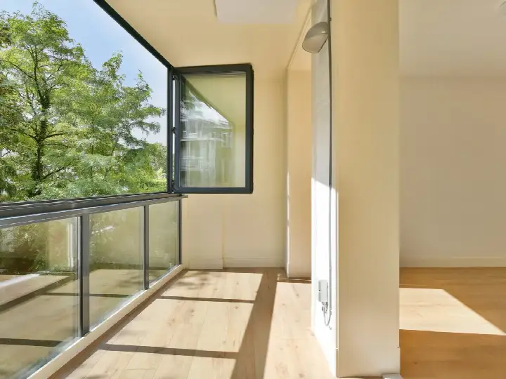 Studio te koop: Eerste Jan van der Heijdenstraat 44-3A, Hercules Seghersbuurt Amsterdam