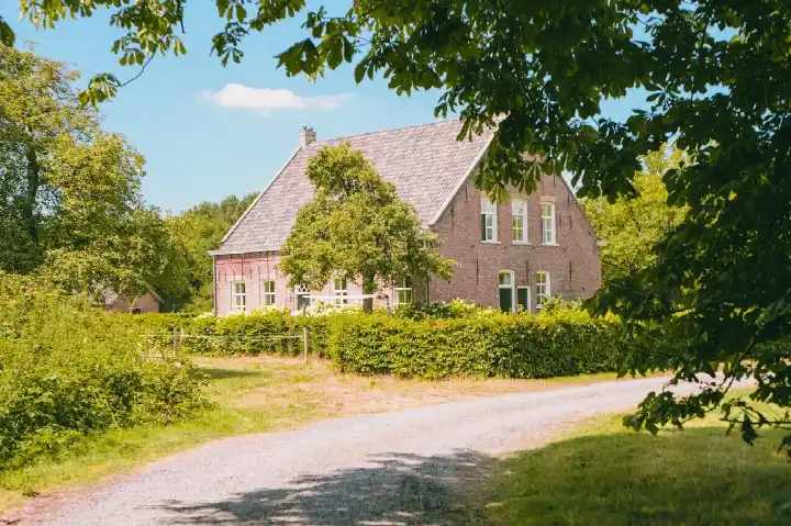 Detached house for sale: Eerste Verkorting 8, Buitengebied Axel Axel