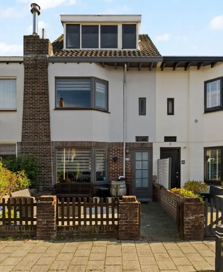 Terraced house for sale: Egbert de Grootstraat 30, Auteursbuurt Noordwijk