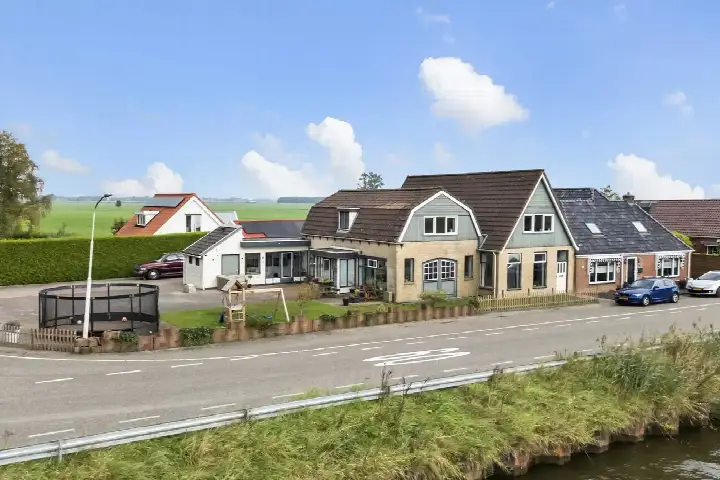 Twee-onder-één-kap te koop: Eibersburen 8, Verspreide huizen Lutjegast Lutjegast