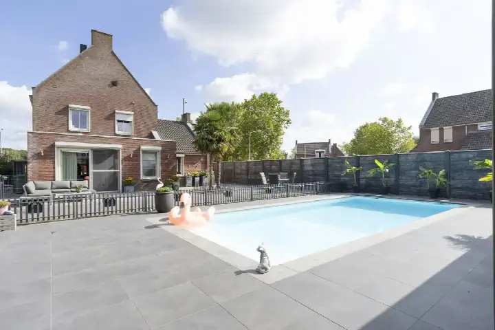 Vrijstaande woning te koop: Eigen Erf 1, Altweerterheide Weert