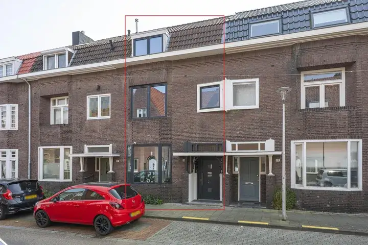 Tussenwoning te koop: Eijmaelstraat 24, Schandelen Heerlen