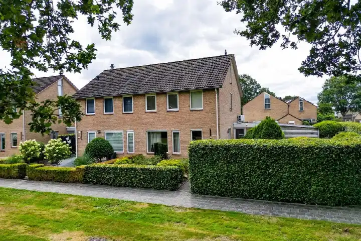 Corner house for sale: Eikenhage 64, De Hagen Stadskanaal