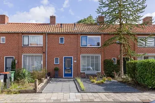 Tussenwoning te koop: Eikenlaan 24, Winschoten-Bomenbuurt Winschoten
