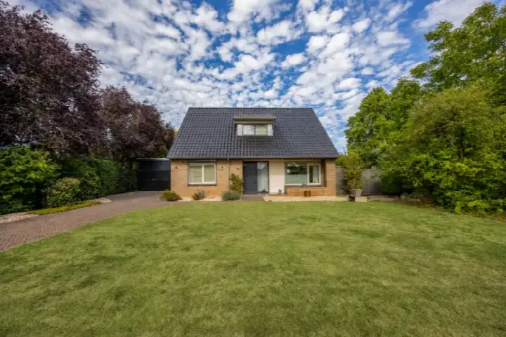 Vrijstaande woning te koop: Eikenwal 12, Ottersum Ottersum