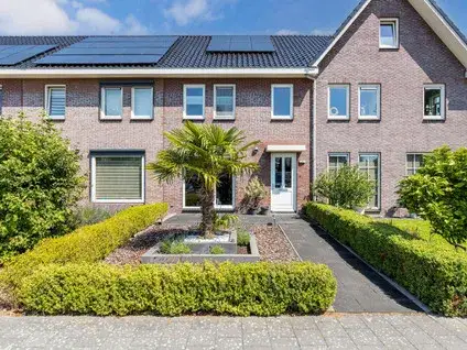 Tussenwoning te koop: Einsteinhage 33, Emmeloord-Emmelhage-Boswonen Emmeloord
