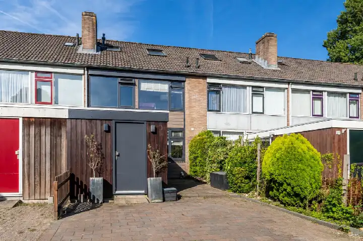 Tussenwoning te koop: Eisenhowerlaan 29, Vrijheidsbuurt Delft