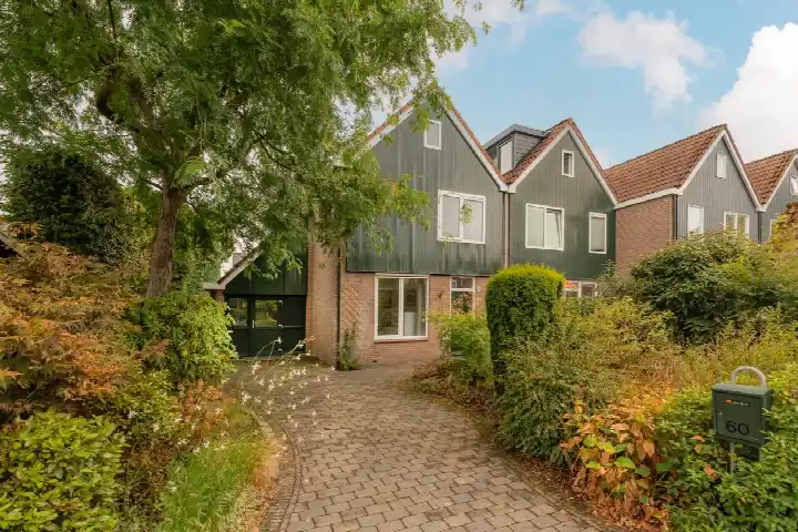 Corner house for sale: Eland 60, Huizermaat Zuid Huizen