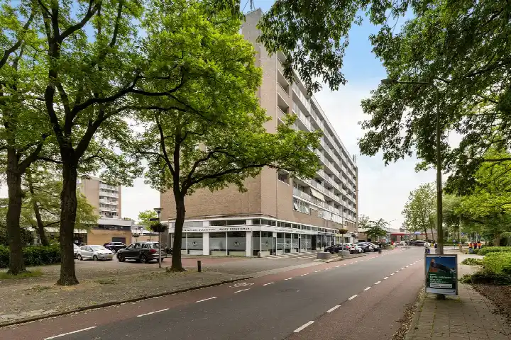 Appartement te koop: Eleanor Rooseveltlaan 18, Heldenbuurt Amstelveen