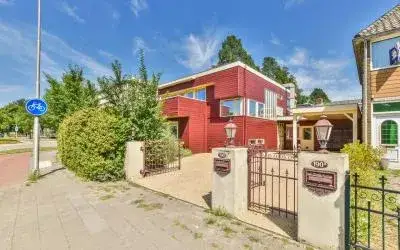 Hoekwoning te koop: Eleanor Rooseveltlaan 190, Heldenbuurt Amstelveen