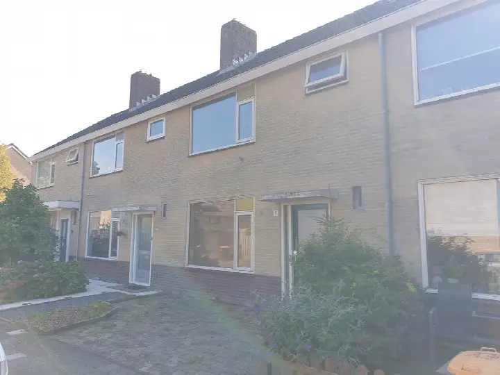 Tussenwoning te koop: Elzenbaan 8, Oude Gouw Enkhuizen