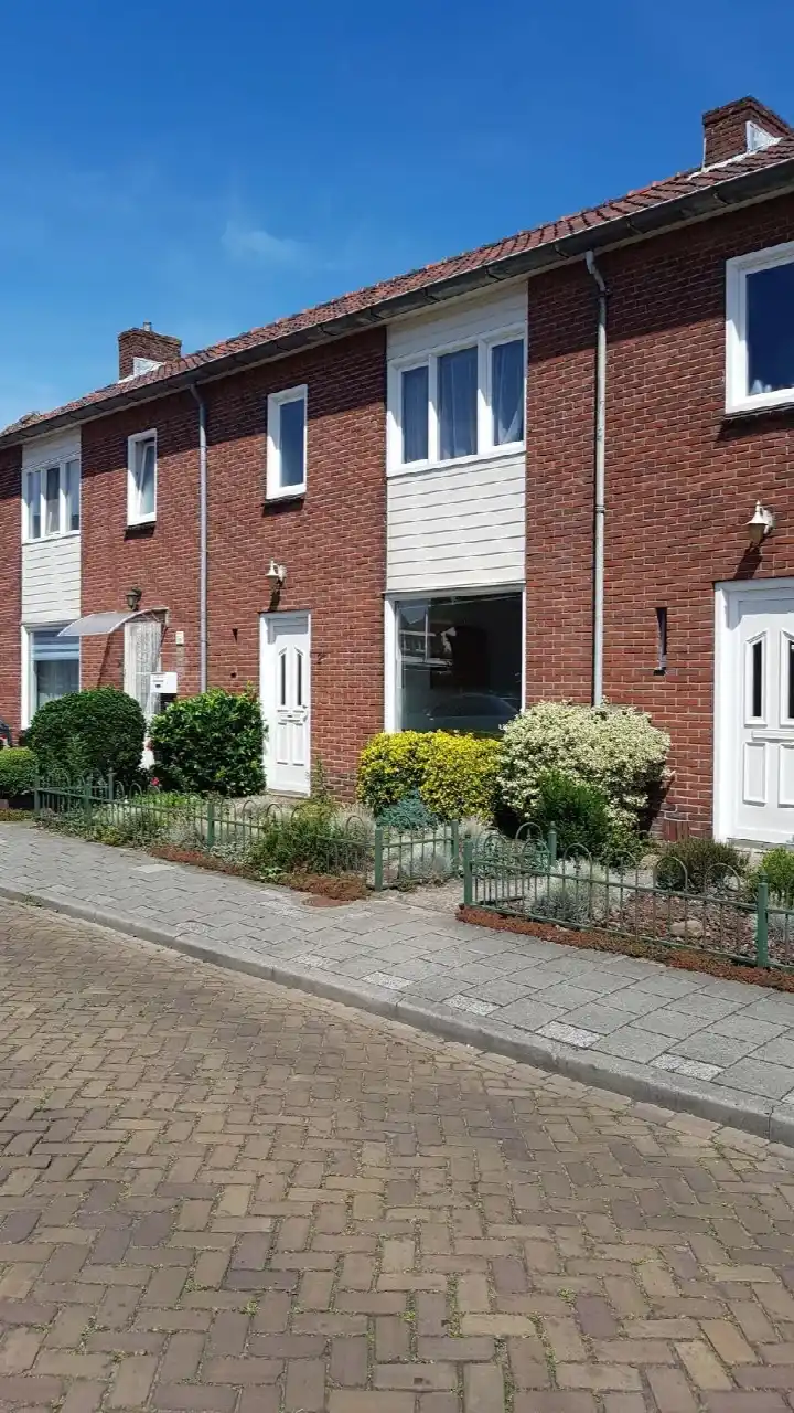 Woning te huur: Elzenstraat, Wonde en omgeving Almelo