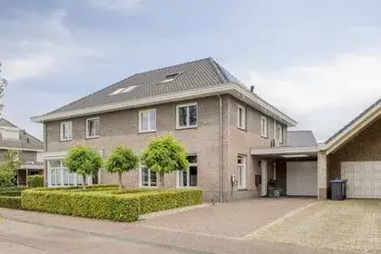 Tussenwoning te koop: Elzenweg 83, Hofsedam Wijchen