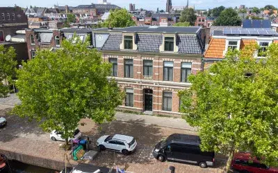Tussenwoning te koop: Emmakade 5, Molenpad Leeuwarden