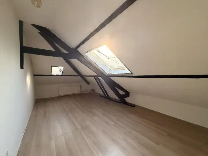 Corner house for rent: Emmalaan 11, Emmalaan Alphen Aan Den Rijn