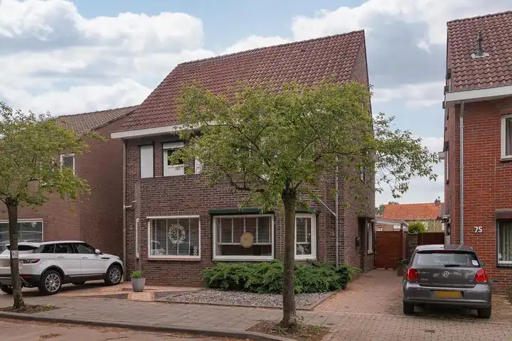 Semi-detached for sale: Emmastraat 73, Mariarade-Zuid Hoensbroek