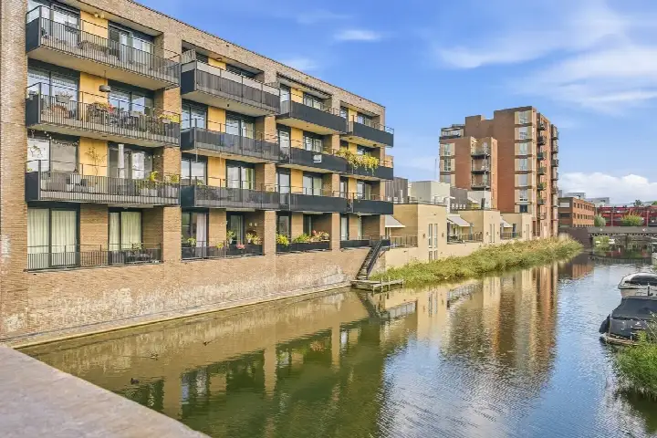 Appartement te koop: Emmy Andriessestraat 333, Theo van Goghparkbuurt Amsterdam