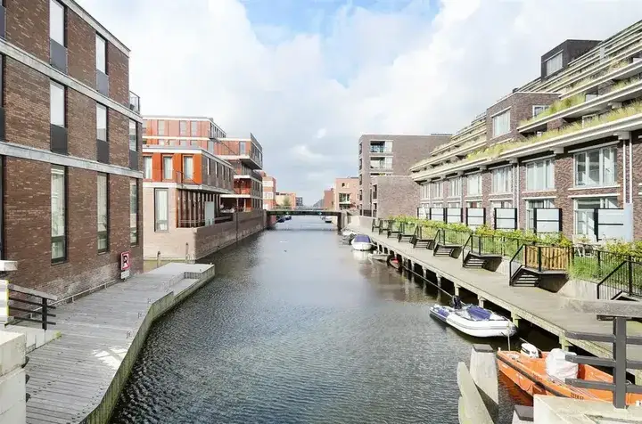 Apartment for rent: Emmy Andriessestraat 582, Theo van Goghparkbuurt Amsterdam