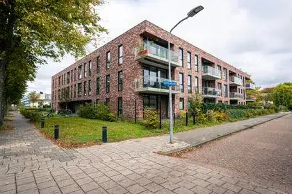Appartement te koop: Engelandlaan 123F, Landenbuurt Haarlem