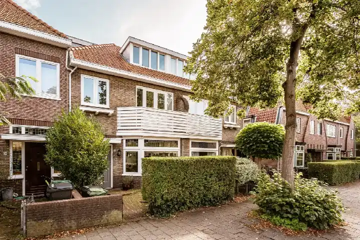 Tussenwoning te koop: Engelszstraat 28, Kleverpark-noord Haarlem