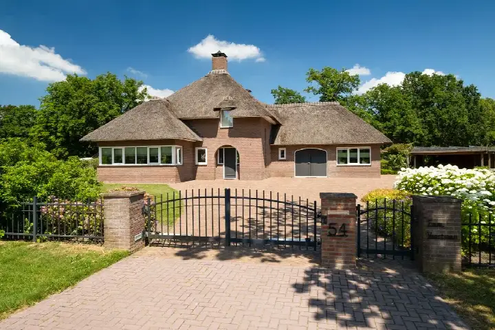 Vrijstaande woning te koop: Enschedesestraat 54, Losser-West Losser