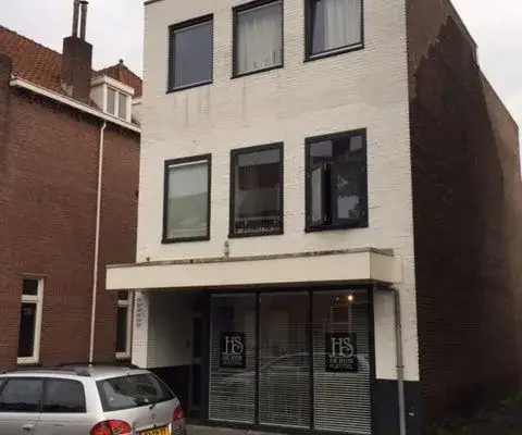 Detached house for rent: Enschotsestraat 2, Ind.terrein Kanaalzone Oost Tilburg