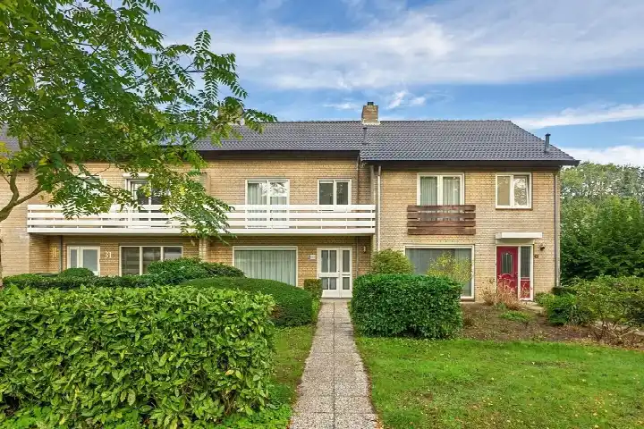 Terraced house for sale: Erasmuslaan 33, Eikenbosch Berkel-Enschot