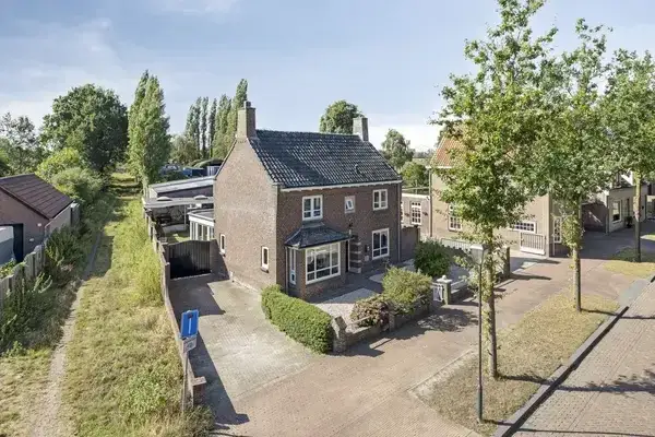 Vrijstaande woning te koop: Erasstraat 18A, De Baan Kaatsheuvel