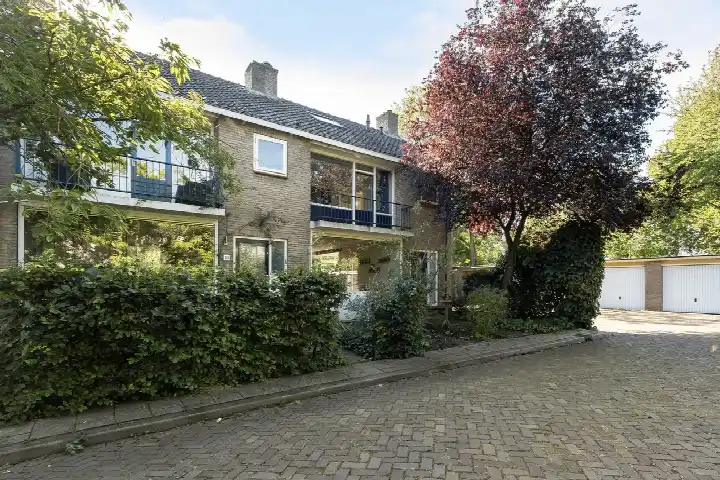 Hoekwoning te koop: Erica 12, Zuidhoven Dordrecht