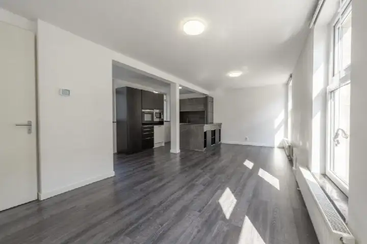 Appartement te koop: Ericastraat 9, Bloemhof Rotterdam