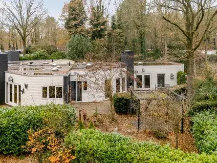 Tussenwoning te koop: Ermerzand 170, Verspreide huizen Erm Erm