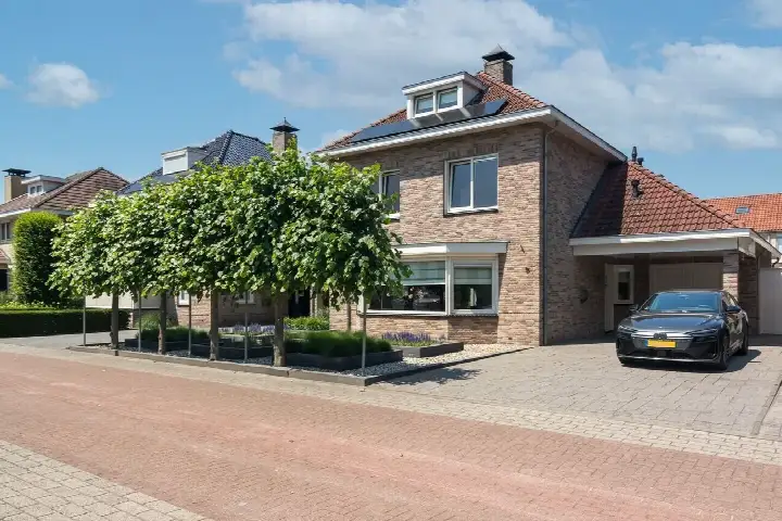 Vrijstaande woning te koop: Erve Engelboer 5, De Graven Es Oldenzaal