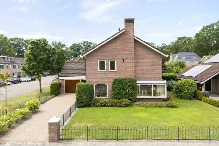 Detached house for sale: Esdoorn 6, Heino Zuid Heino