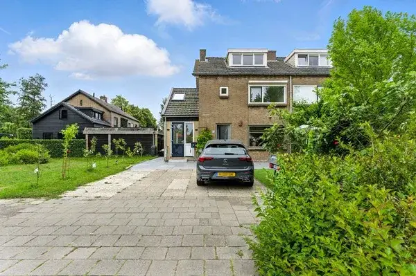Semi-detached for sale: Esdoornlaan 21, Drentsebuurt Alblasserdam
