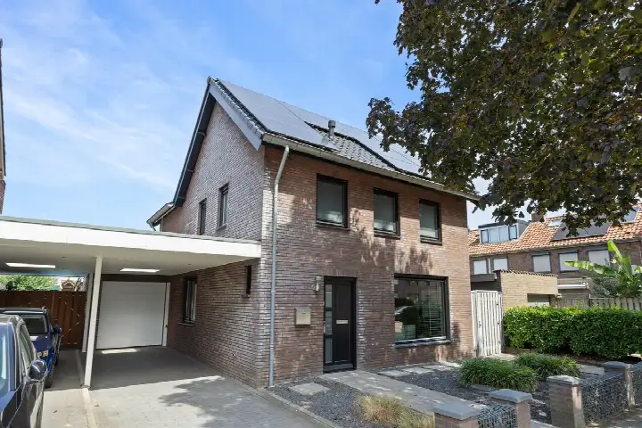 Vrijstaande woning te koop: Esdoornstraat 18, Braken-West Drunen