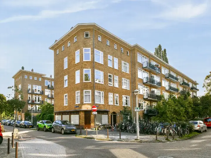 Apartment for sale: Esmoreitstraat 20-2, Erasmusparkbuurt-West Amsterdam