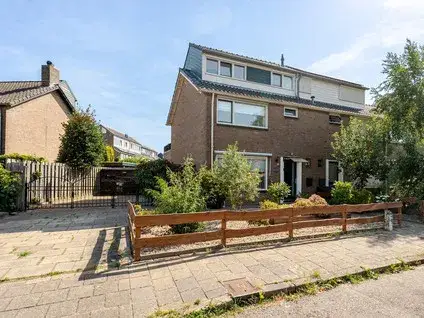 Hoekwoning te koop: Esperantostraat 24, Rheden Rheden