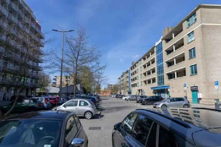 Appartement te koop: Etienne de Bouterstraat 21, Het Lage Land Rotterdam