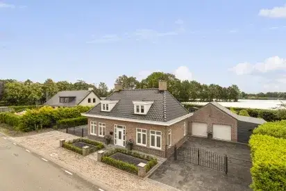 Vrijstaande woning te koop: Ettenseweg 34, Verspreide huizen Sprundel Sprundel