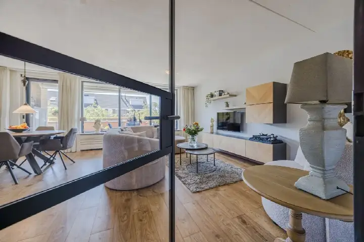 Appartement te koop: Etudestraat 9, Wagenzicht Hellevoetsluis