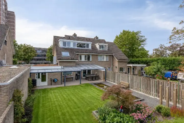 Terraced house for sale: Europalaan 148, Mensfort Eindhoven