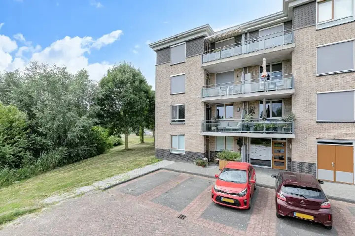 Appartement te koop: Evert van der Veerlaan 8, Hoevelaken-Middelaar Hoevelaken