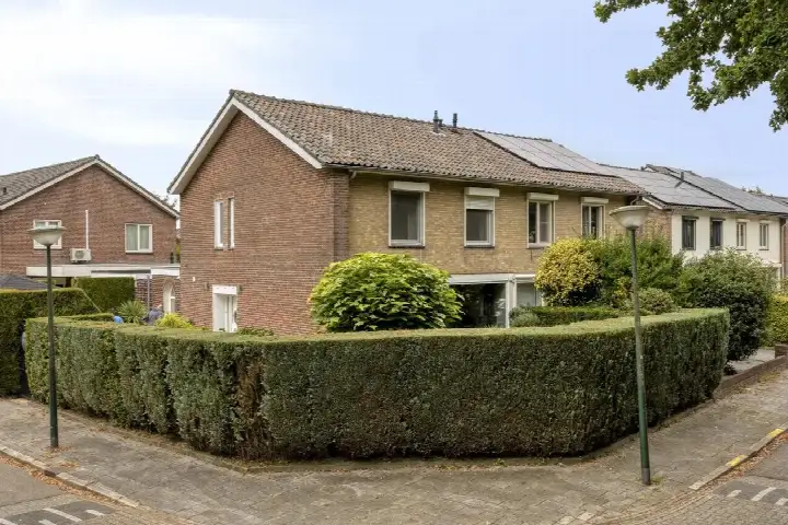 Semi-detached for sale: Evertsenstraat 44, Veghel Zuid 2 Veghel