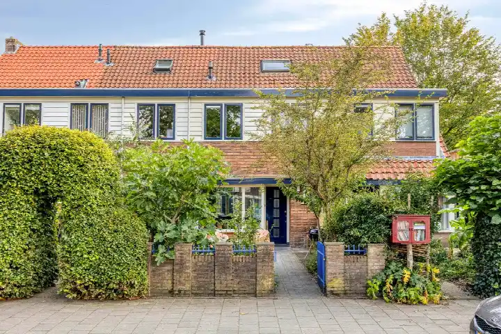 Tussenwoning te koop: Evertsenstraat 45, Kruiskamp-Noord Amersfoort