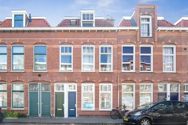 Appartement te huur: Fahrenheitstraat 132, Valkenboskwartier 'S-Gravenhage