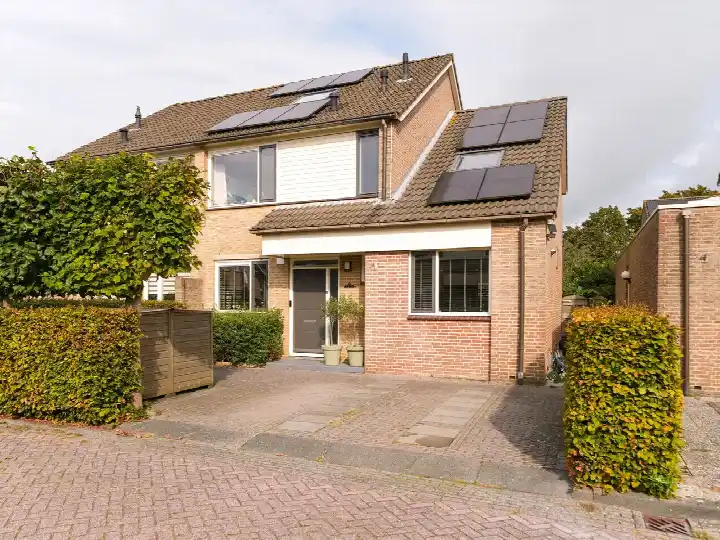 Twee-onder-één-kap te koop: Fazantstraat 24, Tiendhoek Lekkerkerk