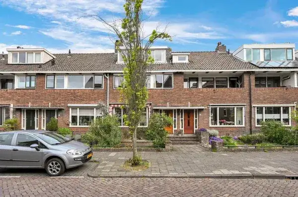 Tussenwoning te koop: Fenacoliuslaan 30, Taanschuurpolder Maassluis