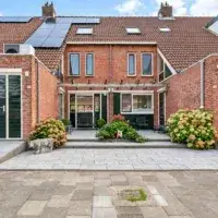Tussenwoning te koop: Fender 23, Meerwijk Uithoorn